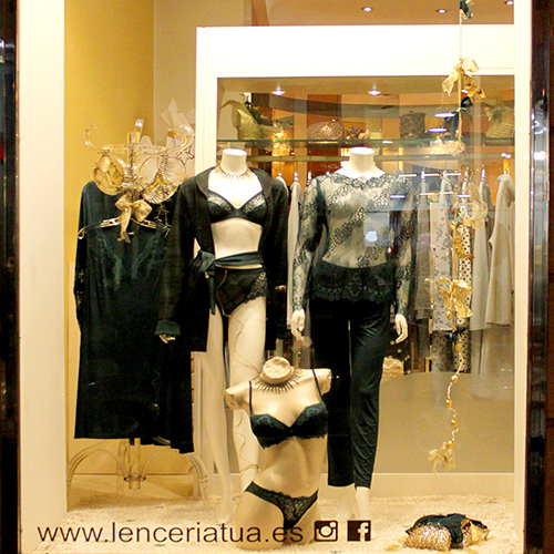 Fotografía escaparate Lenceria Tua